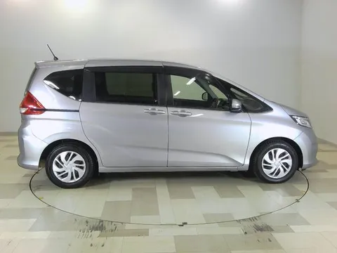 Honda Freed Plus