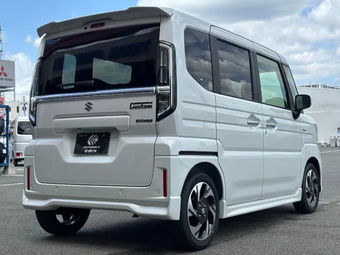 Suzuki Spacia