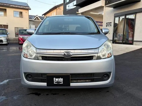 Daihatsu Mira Custom