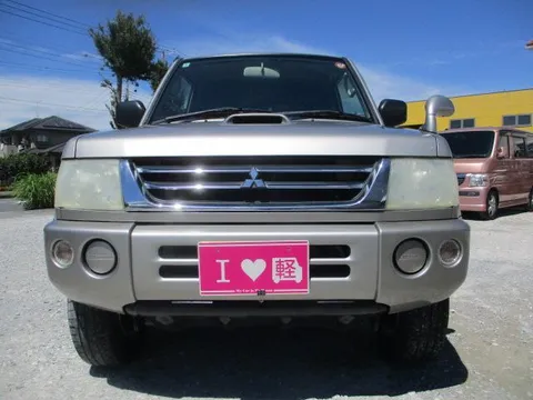 Mitsubishi Pajero Mini