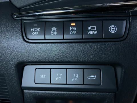 Mazda MAZDA3 Sedan