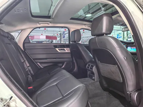 Jaguar XFL