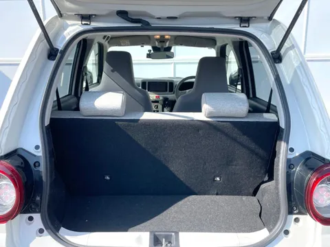 Daihatsu Mira Tocot