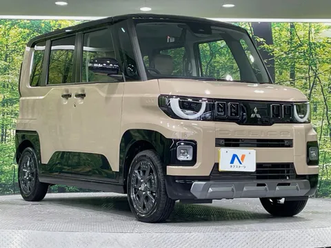 Mitsubishi Delica Mini