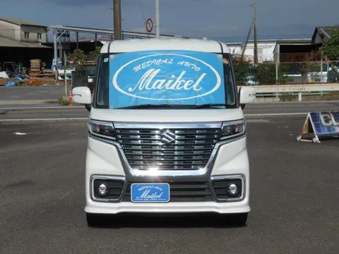 Suzuki Spacia Custom