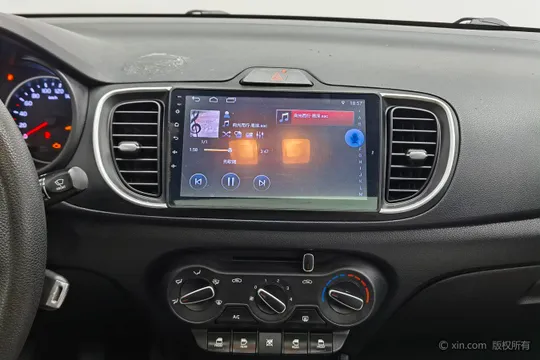 Kia Pegas