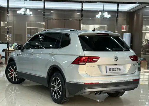 Volkswagen Tiguan L
