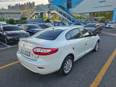 Renault SM3
