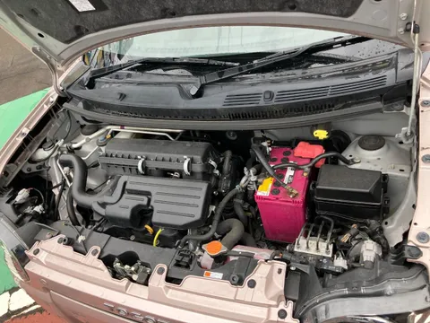 Daihatsu Mira Tocot