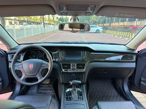Hongqi H7