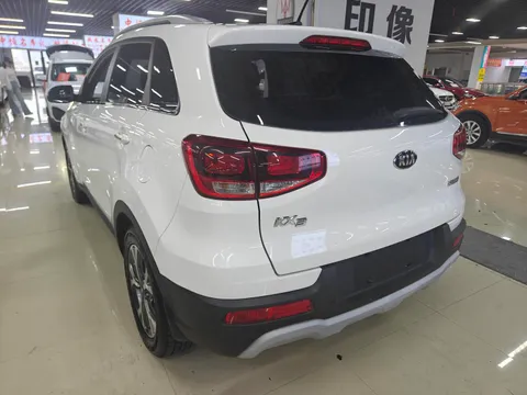 Kia KX3