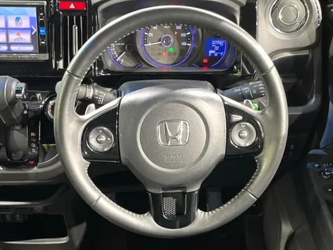 Honda N-WGN Custom