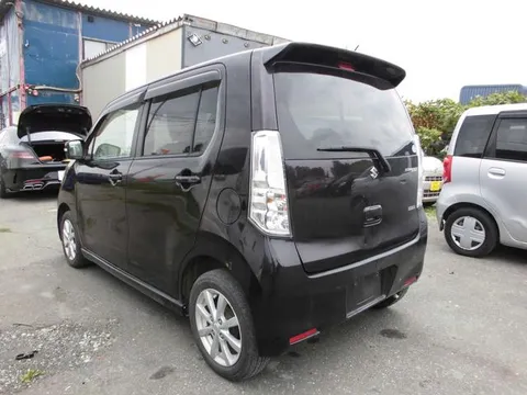 Suzuki Wagon R Stingray