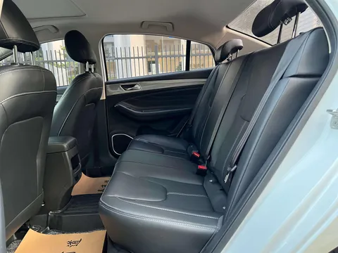Chery Arrizo 5
