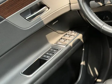 Jaguar XFL