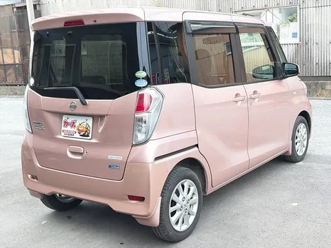 Nissan Dayz Roox
