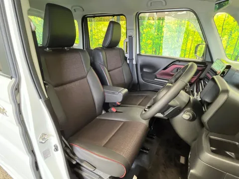 Suzuki Spacia Custom