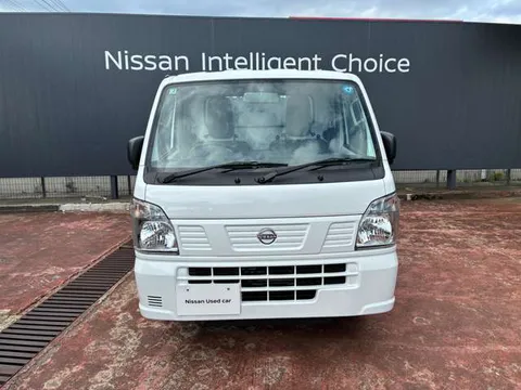 Nissan Clipper Truck