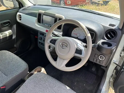 Daihatsu Mira Tocot