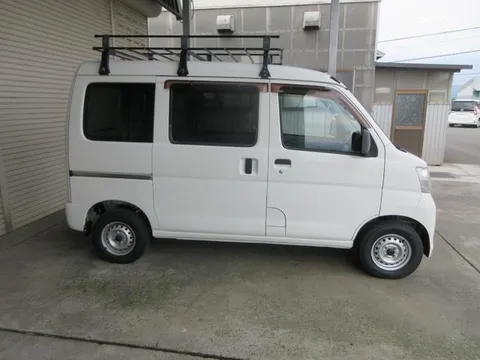 Subaru Sambar Van