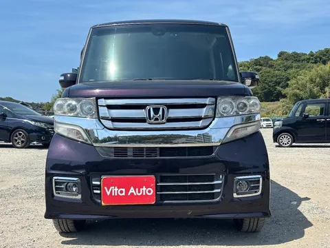 Honda N-BOX Custom