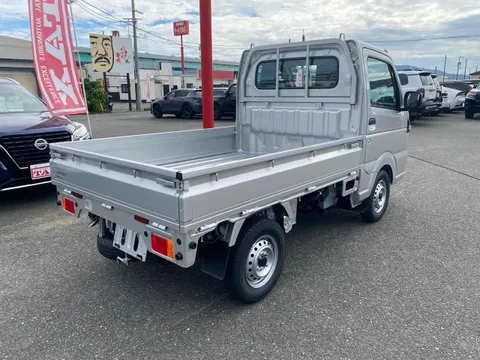 Nissan Clipper Truck
