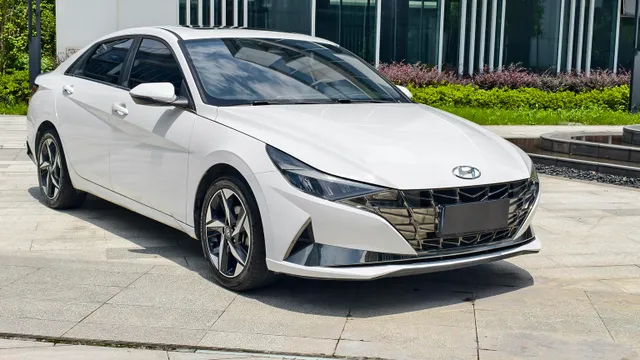 Hyundai Elantra (Avante)