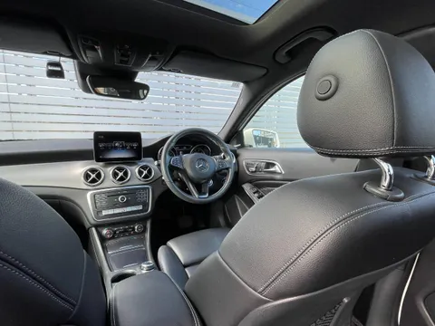 Mercedes-Benz GLA-Class
