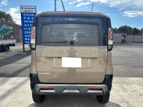 Mitsubishi Delica Mini