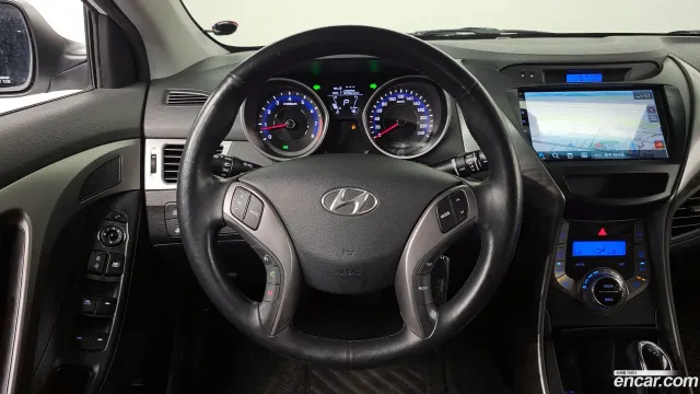 Hyundai Elantra (Avante)
