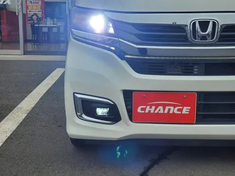 Honda N-WGN Custom