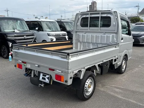 Nissan Clipper Truck