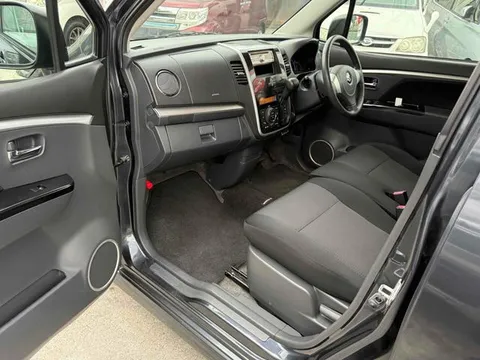 Suzuki Wagon R Stingray