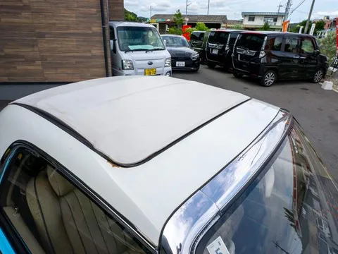 Nissan Figaro