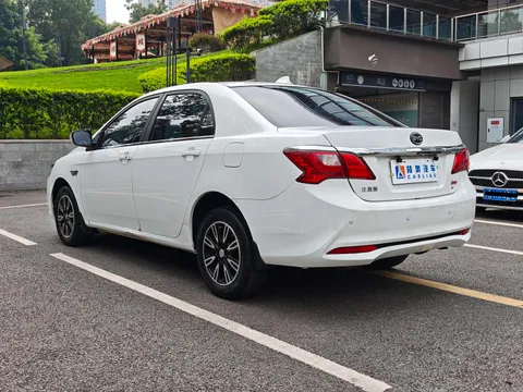 BYD F3