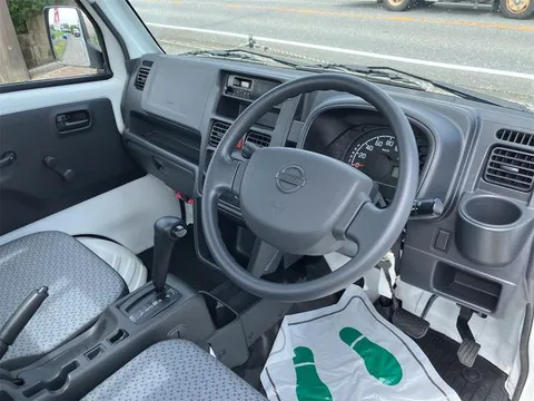 Nissan Clipper Truck