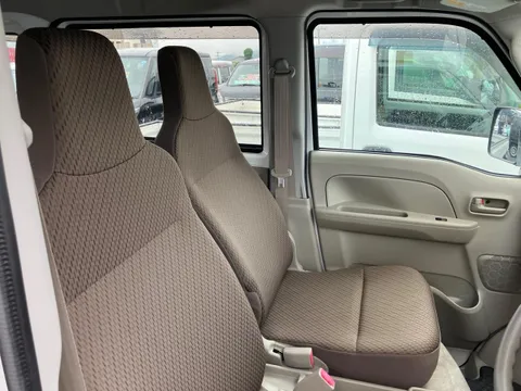 Nissan Clipper