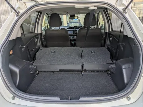 Toyota Yaris (Vitz)