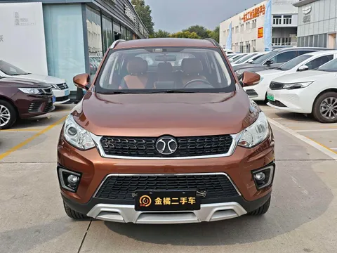 BAIC Senova X35
