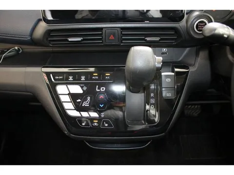 Mitsubishi eK X