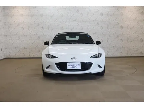 Mazda MX-5 (Roadster)