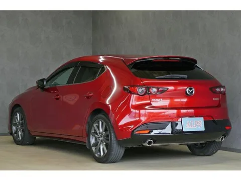 Mazda MAZDA3 Fastback