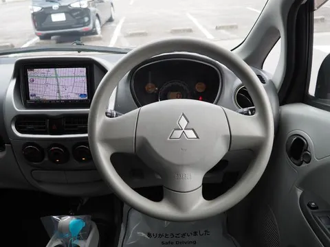 Mitsubishi I