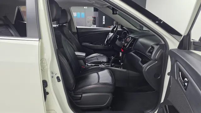 SsangYong Tivoli XLV (Tivoli Air)