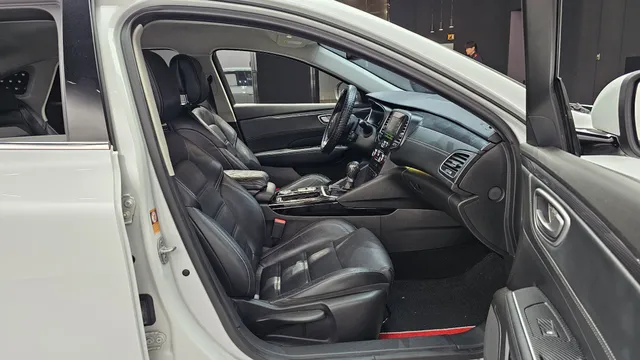 Renault Talisman (SM6)