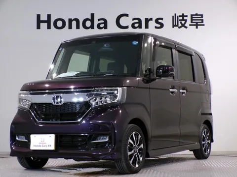 Honda N-BOX Custom