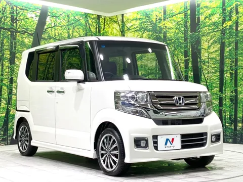 Honda N-BOX Custom