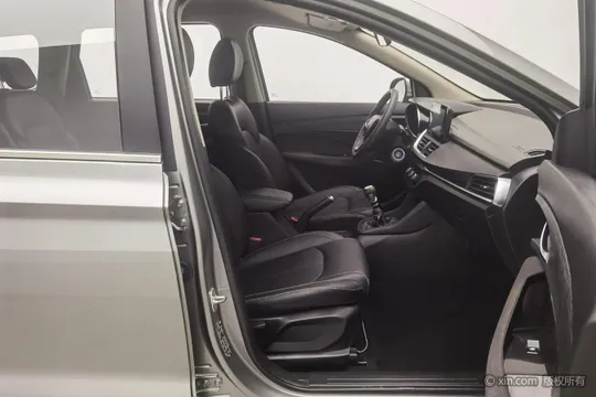 Baojun 360