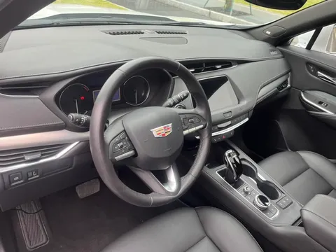 Cadillac XT4