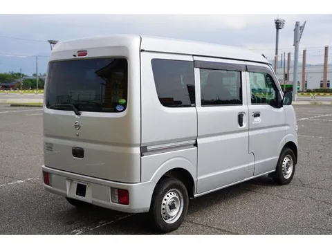 Nissan Clipper